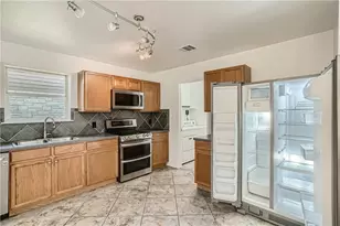 1105 Fox Sparrow Cove, Pflugerville, TX 78660 - Photo 10