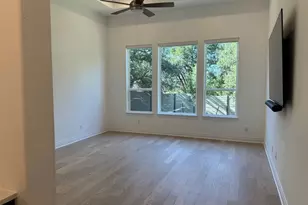 309 Wolf Rdg Rd, Georgetown, TX 78628 - Photo 10