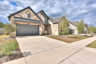 309 Wolf Rdg Rd, Georgetown, TX 78628 - Photo 2