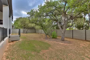 309 Wolf Rdg Rd, Georgetown, TX 78628 - Photo 38