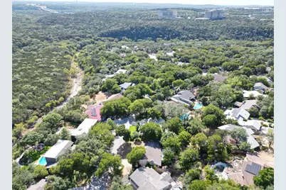 2713 Tether Trail, Austin, TX 78704 - Photo 22