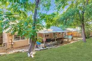 2713 Tether Trail, Austin, TX 78704 - Photo 20