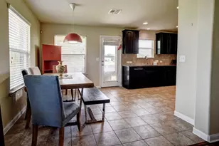 410 S Hunting Lodge Ln, Bastrop, TX 78602 - Photo 12