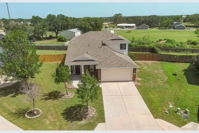 410 S Hunting Lodge Lane, Bastrop, TX 78602 - Photo 2