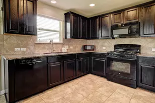410 S Hunting Lodge Ln, Bastrop, TX 78602 - Photo 14