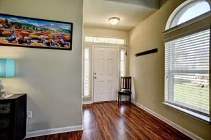 410 S Hunting Lodge Ln, Bastrop, TX 78602 - Photo 6