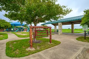410 S Hunting Lodge Ln, Bastrop, TX 78602 - Photo 38