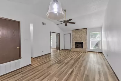 8713 Pineridge Drive, Austin, TX 78729 - Photo 6