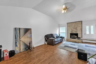 8713 Pineridge Drive, Austin, TX 78729 - Photo 24
