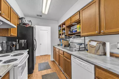 8713 Pineridge Drive, Austin, TX 78729 - Photo 28
