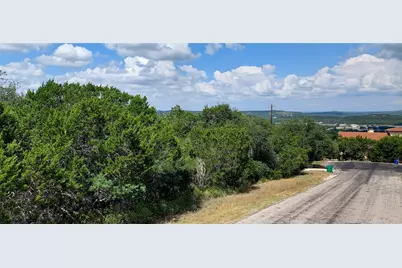 1079 Summit Ridge Drive, New Braunfels, TX 78132 - Photo 2
