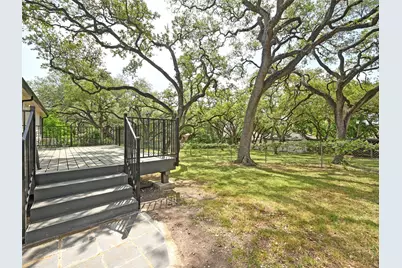 7611 Oak Hedge Place, Austin, TX 78745 - Photo 26