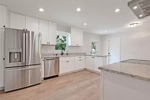 7611 Oak Hedge Pl, Austin, TX 78745 - Photo 10