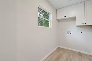 7611 Oak Hedge Pl, Austin, TX 78745 - Photo 14