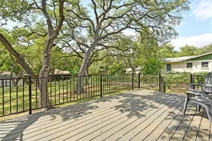 7611 Oak Hedge Pl, Austin, TX 78745 - Photo 22