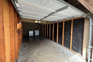 910 Duncan Ln, Austin, TX 78705 - Photo 12