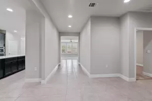 511 Davis Mountain Cir, Georgetown, TX 78633 - Photo 6
