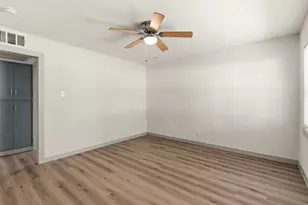 2109 W Avenue B, Temple, TX 76504 - Photo 12