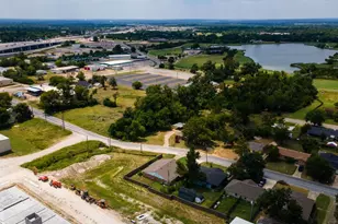 2109 W Avenue B, Temple, TX 76504 - Photo 6