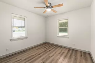 2109 W Avenue B, Temple, TX 76504 - Photo 22