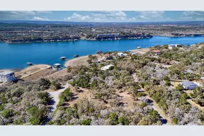 21808 Mockingbird/Falcon Street, Lago Vista, TX 78645 - Photo 18