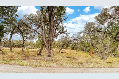 21808 Mockingbird Street, Lago Vista, TX 78645 - Photo 14