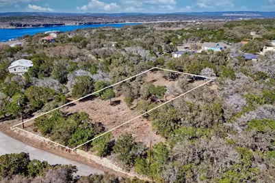 21808 Mockingbird Street, Lago Vista, TX 78645 - Photo 10