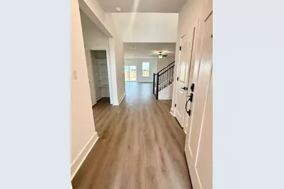 121 Prodigal Way, Kyle, TX 78640 - Photo 2