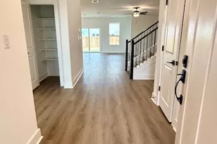 121 Prodigal Wy, Kyle, TX 78640 - Photo 2