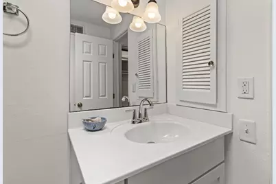 2704 San Pedro Street #16, Austin, TX 78705 - Photo 26