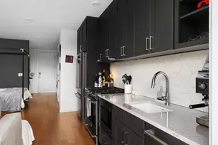 900 S 1st St, Austin, TX 78704 - Photo 8