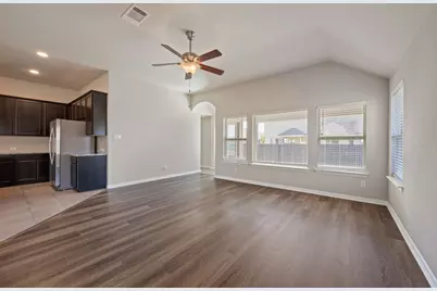 717 N Emory Cove, Hutto, TX 78634 - Photo 8