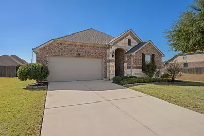 717 N Emory Cove, Hutto, TX 78634 - Photo 2