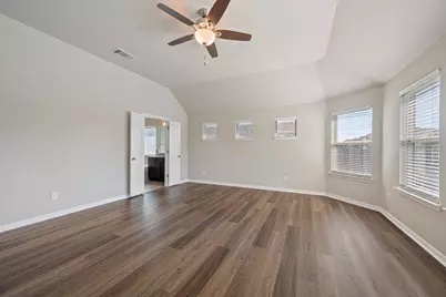 717 N Emory Cove, Hutto, TX 78634 - Photo 10