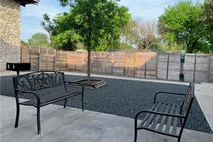 2301 Ohlen Rd, Austin, TX 78757 - Photo 10