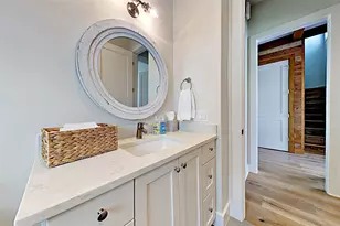 19517 Flying J Blvd, Spicewood, TX 78669 - Photo 16