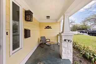 811 E 46th St, Austin, TX 78751 - Photo 2