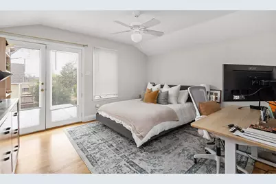 811 E 46th Street, Austin, TX 78751 - Photo 20