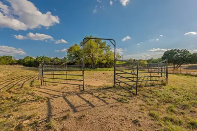 500 Madrone Ranch Trail, Dripping Springs, TX 78620 - Photo 36