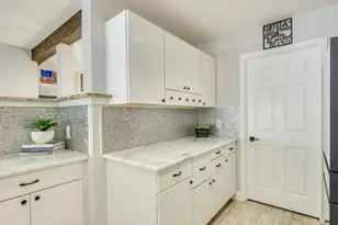 500 Madrone Ranch Trail, Dripping Springs, TX 78620 - Photo 14