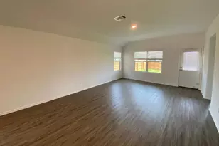 239 Barcelona, Kyle, TX 78640 - Photo 6