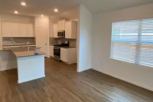 239 Barcelona, Kyle, TX 78640 - Photo 4