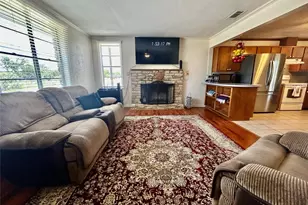 212 Bluebonnet Ln, Liberty Hill, TX 78642 - Photo 6