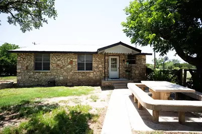 212 Bluebonnet Lane, Liberty Hill, TX 78642 - Photo 18