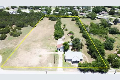 212 Bluebonnet Lane, Liberty Hill, TX 78642 - Photo 2