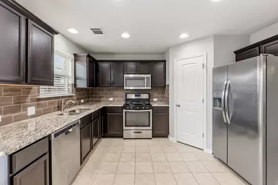 444 S Brook Drive, Leander, TX 78641 - Photo 4