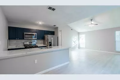 916 Sirocco Drive #Unit B, Austin, TX 78745 - Photo 8