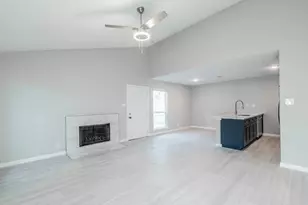 916 Sirocco Dr, Austin, TX 78745 - Photo 10