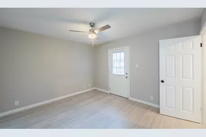 916 Sirocco Drive #Unit B, Austin, TX 78745 - Photo 16