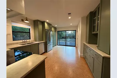 4711 Fairview Drive, Austin, TX 78731 - Photo 2